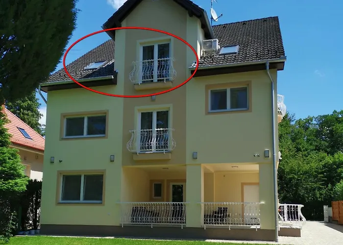 Moon Light 아파트